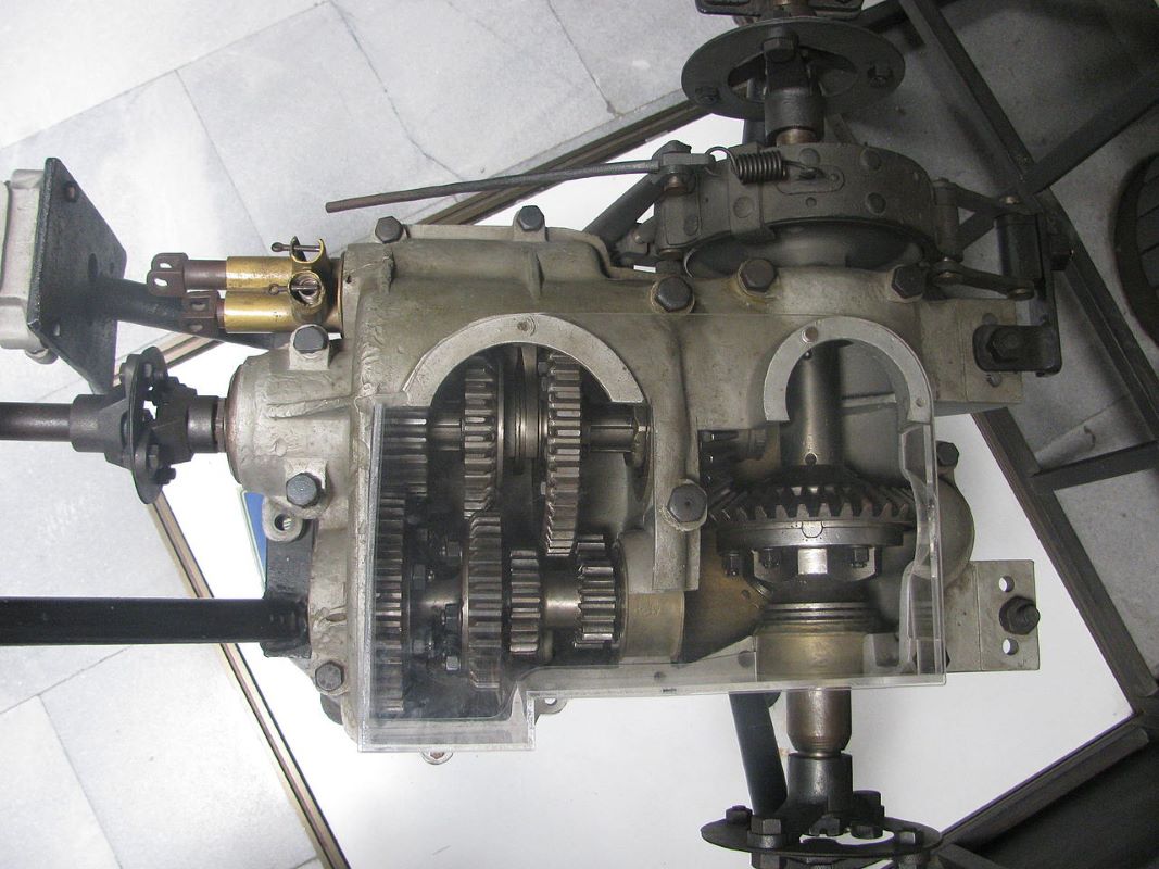 Name:  Csonka_transaxle_1908.jpg
Views: 11166
Size:  126.9 KB
