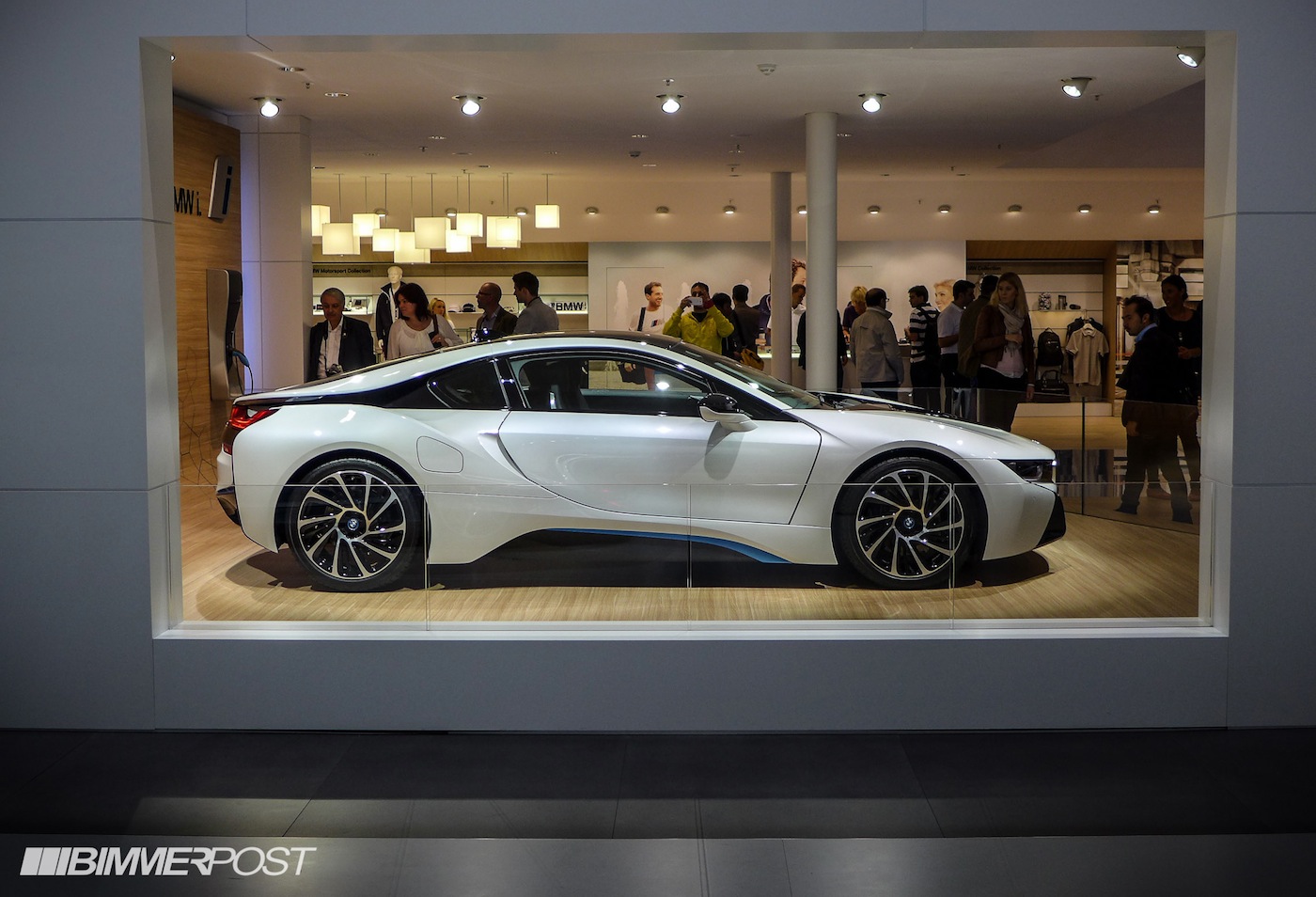 Name:  white-bmw-i8.jpg
Views: 5001
Size:  277.9 KB