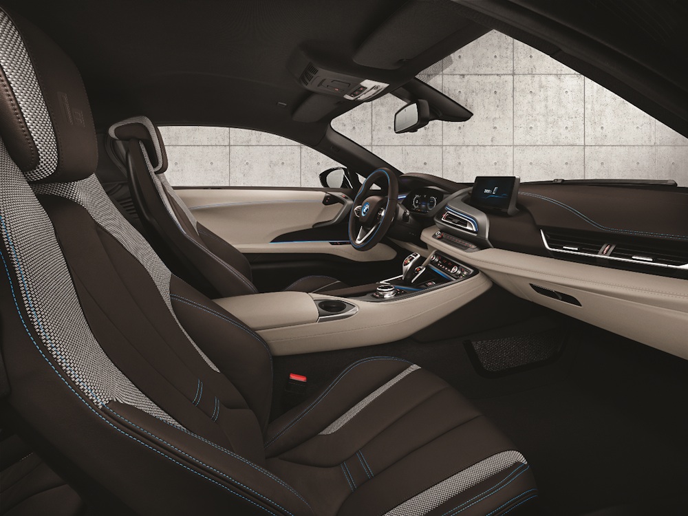 Name:  BMW_i8_Concours_d%27Elegance_Edition_Interior_2.jpg
Views: 4621
Size:  208.5 KB