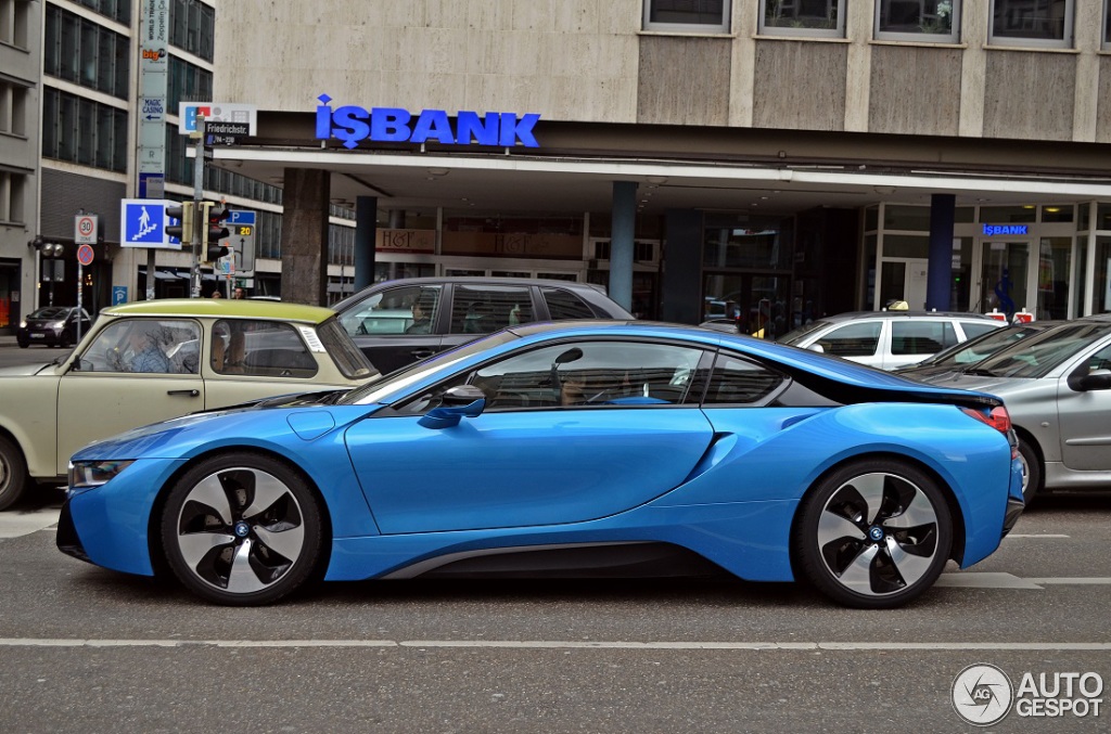 Name:  protonicblue-i8-2.jpg
Views: 525
Size:  253.6 KB