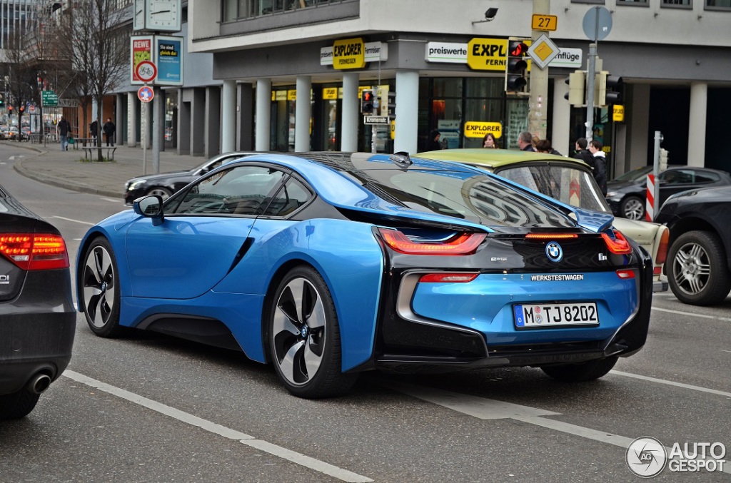 Name:  protonicblue-i8-8.jpg
Views: 493
Size:  266.3 KB