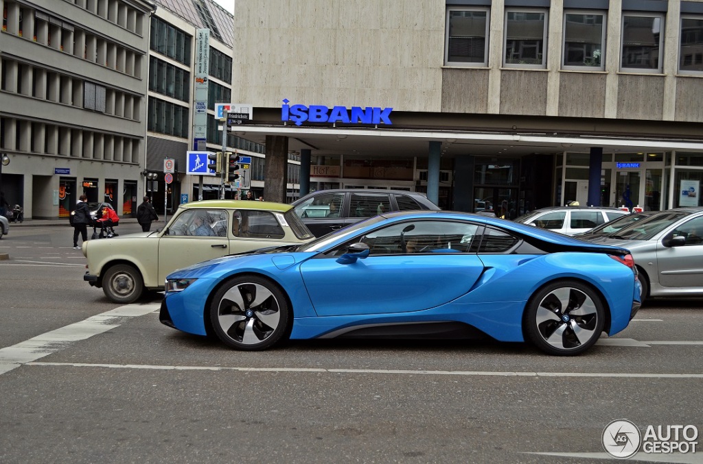 Name:  protonicblue-i8-3.jpg
Views: 456
Size:  266.1 KB