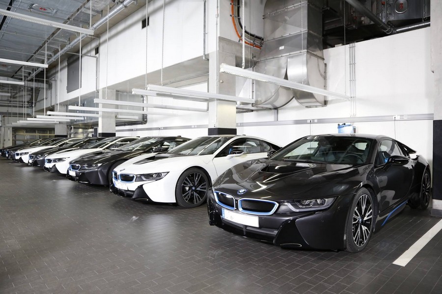 Name:  i8 at the Welt   1891570_739661446085989_2323237601174275514_o.jpg
Views: 13288
Size:  140.3 KB