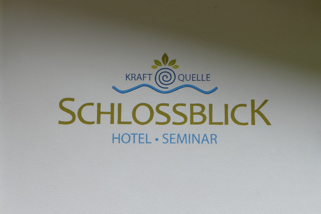 Name:  schloss Blick Hotel Kufstein   P1000990.jpg
Views: 10454
Size:  144.2 KB