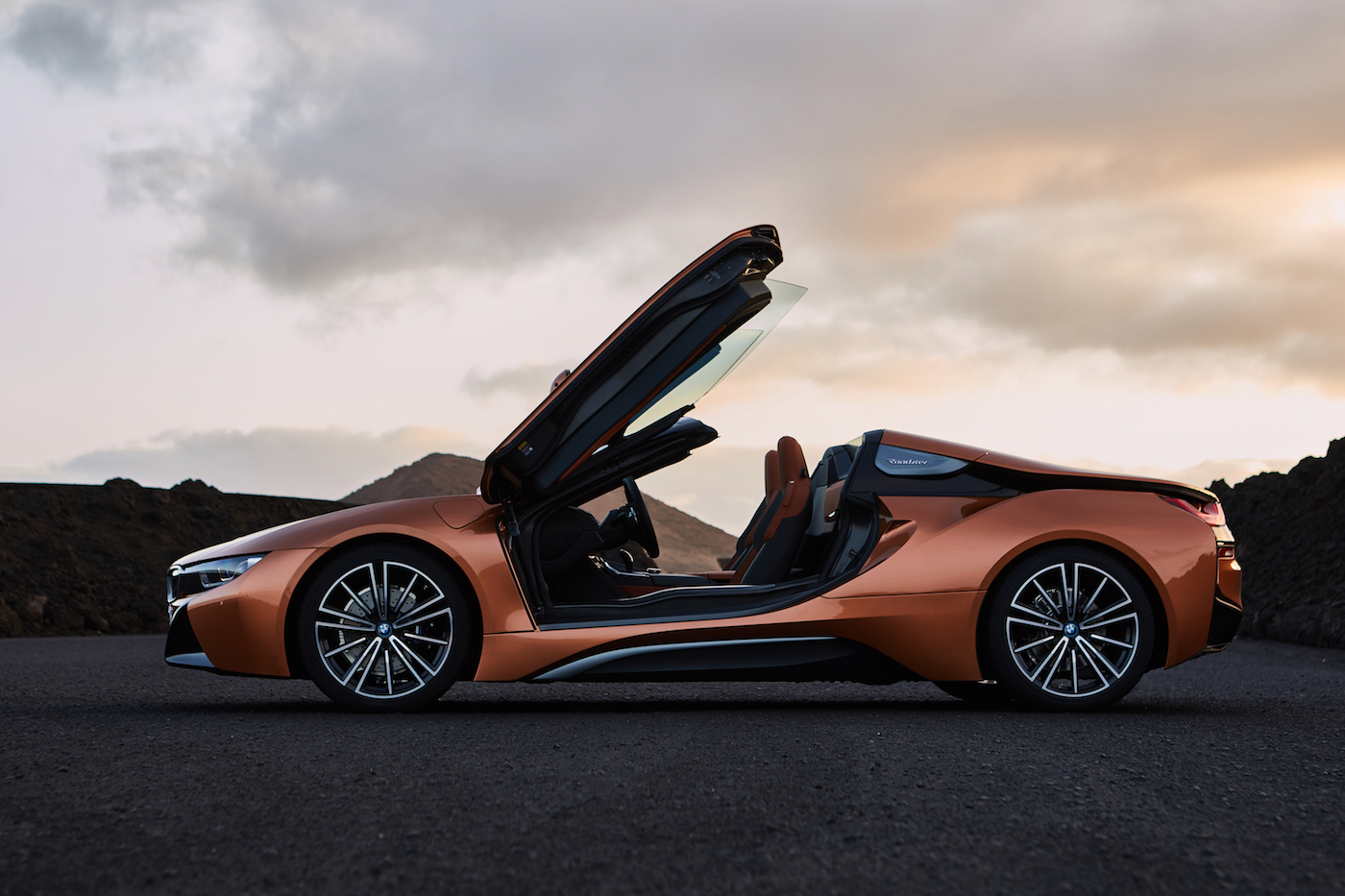 Name:  P90285405_highRes_the-new-bmw-i8-roads.jpg
Views: 4764
Size:  682.0 KB