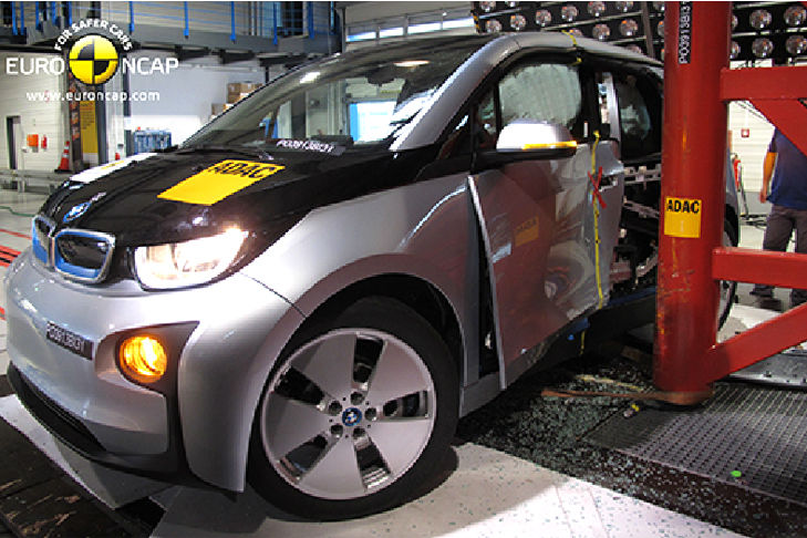 Name:  BMW-i3-Euro-NCAP-Crashtest-November-2013-729x486-d6b187f337d98b03.jpg
Views: 9436
Size:  96.2 KB