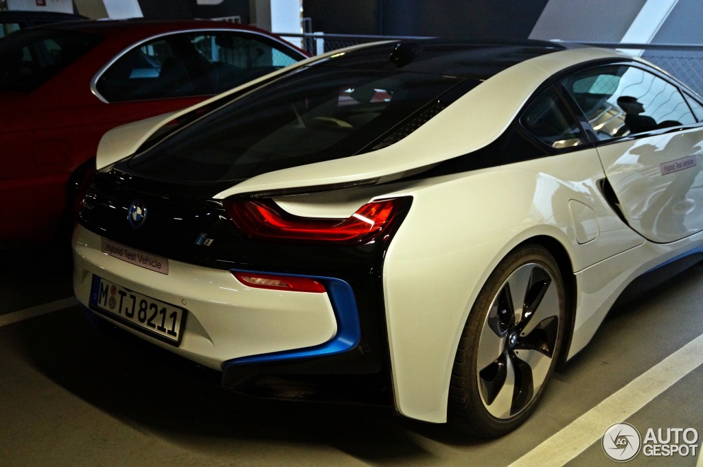 Name:  bmw-i8-c787324032014194108_9.jpg
Views: 3303
Size:  173.1 KB