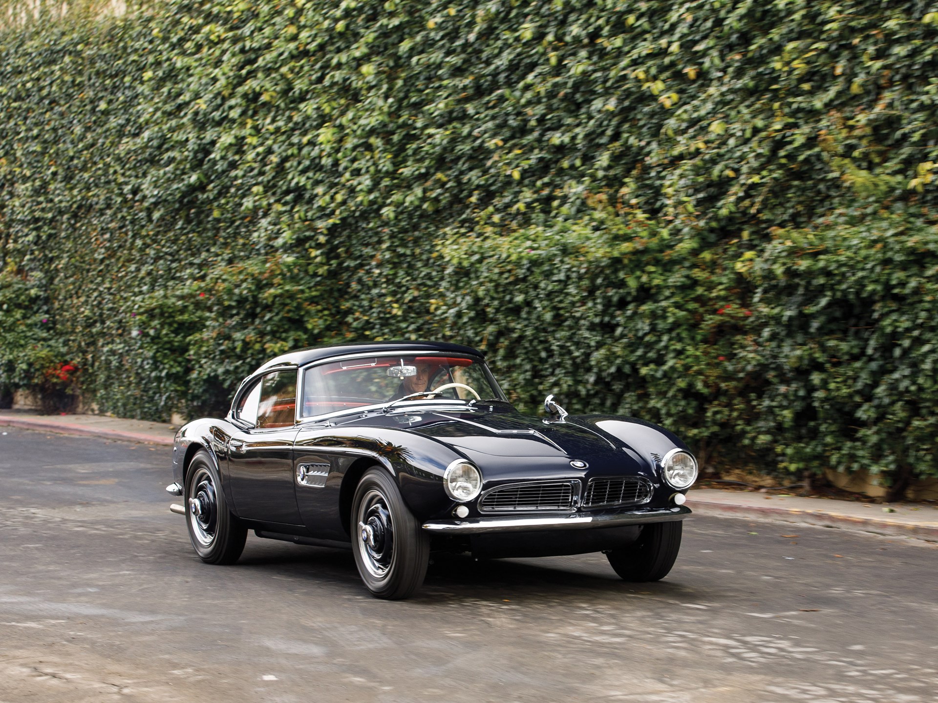 Name:  1958 BMW 507 Roadster S2 70157 RM Arizona 2019-18.jpg
Views: 3778
Size:  720.3 KB