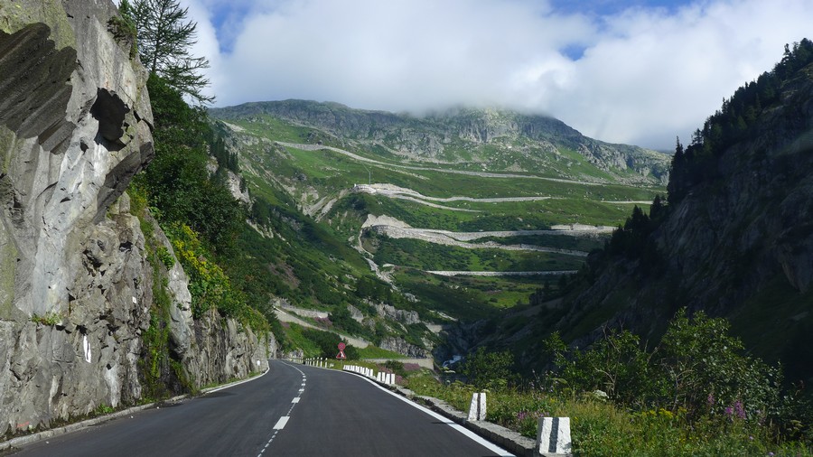 Name:  Furka Pass  P1080474.jpg
Views: 12851
Size:  181.5 KB