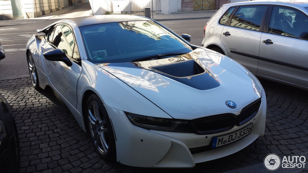 Name:  bmw-i8-c255004042014231853_2.jpg
Views: 663
Size:  152.3 KB