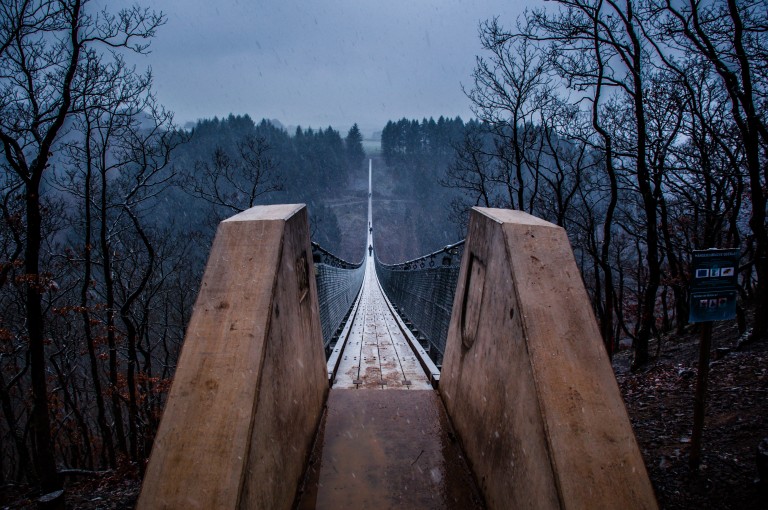 Name:  suspension bridge hngeseilbrcke geierlay  0406-Gemma-Geierlay-Germanys-Longest-Suspension-Bri.jpg
Views: 10165
Size:  136.9 KB