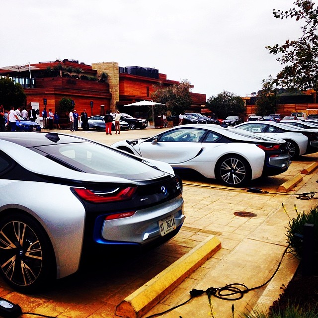 Name:  i8's in Malibu.jpg
Views: 1281
Size:  141.2 KB