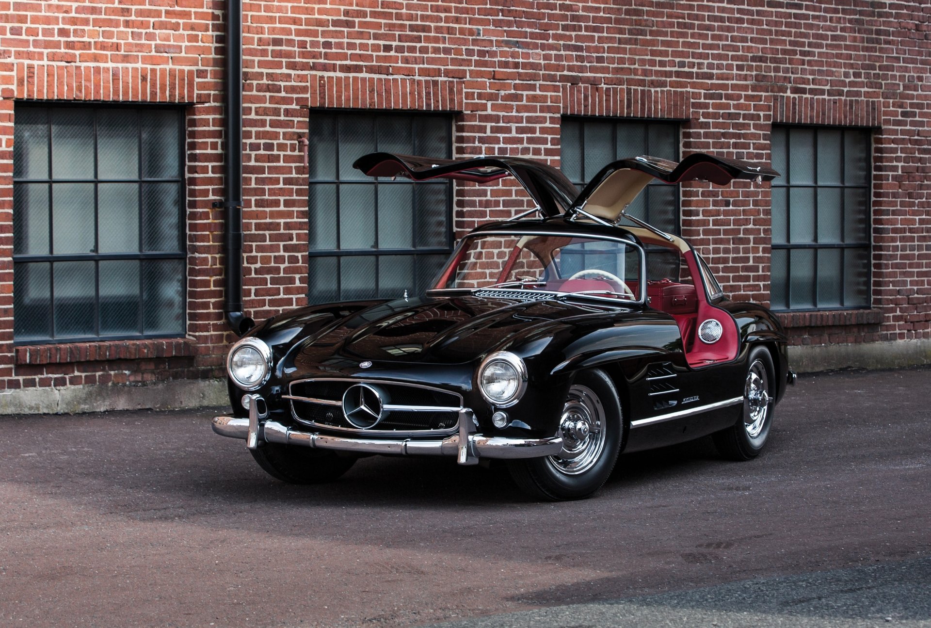 Name:  SL Gullwing.jpg
Views: 2229
Size:  560.7 KB