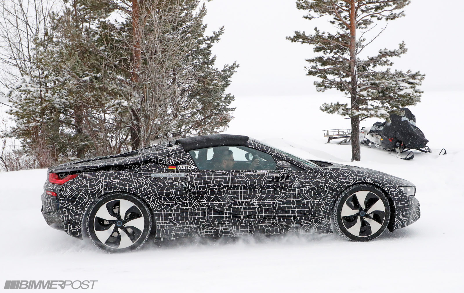 Name:  LCI-BMW i8 Spyder 6.jpg
Views: 11966
Size:  508.4 KB