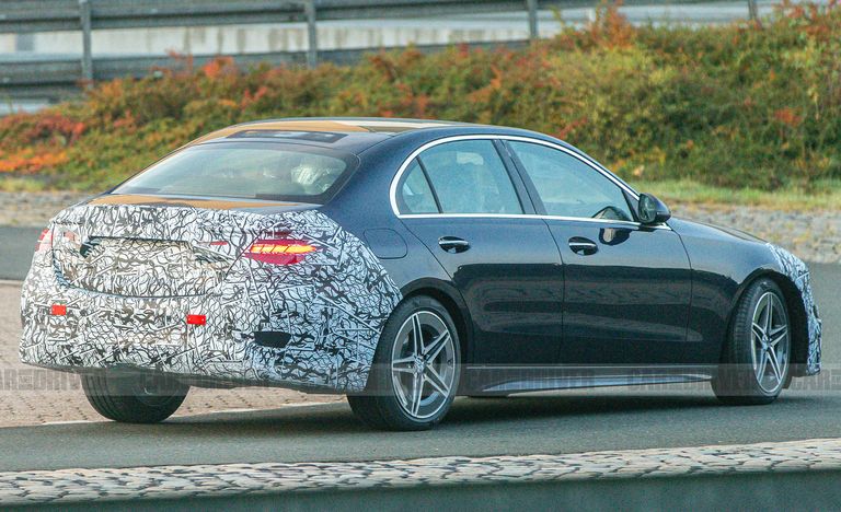 Name:  2022-mercedes-benz-c-class-spied-2-1603986316.jpg
Views: 1870
Size:  86.6 KB