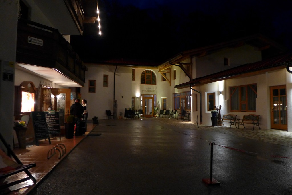 Name:  SchlossBlick Hotel near Kufstein, AustriaP1000934.jpg
Views: 13095
Size:  140.4 KB